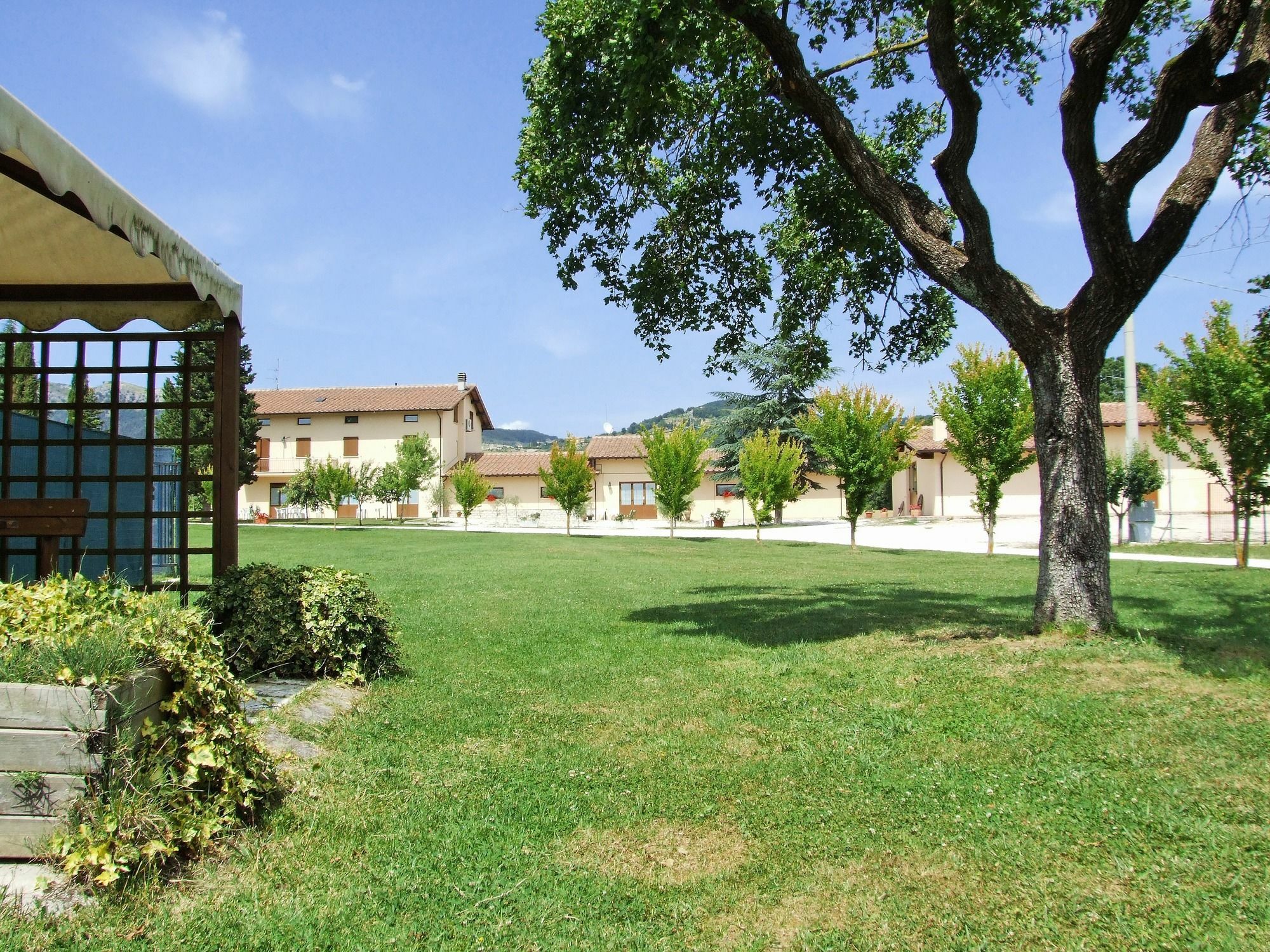 Agriturismo Casella Del Piano Gubbio Exterior photo